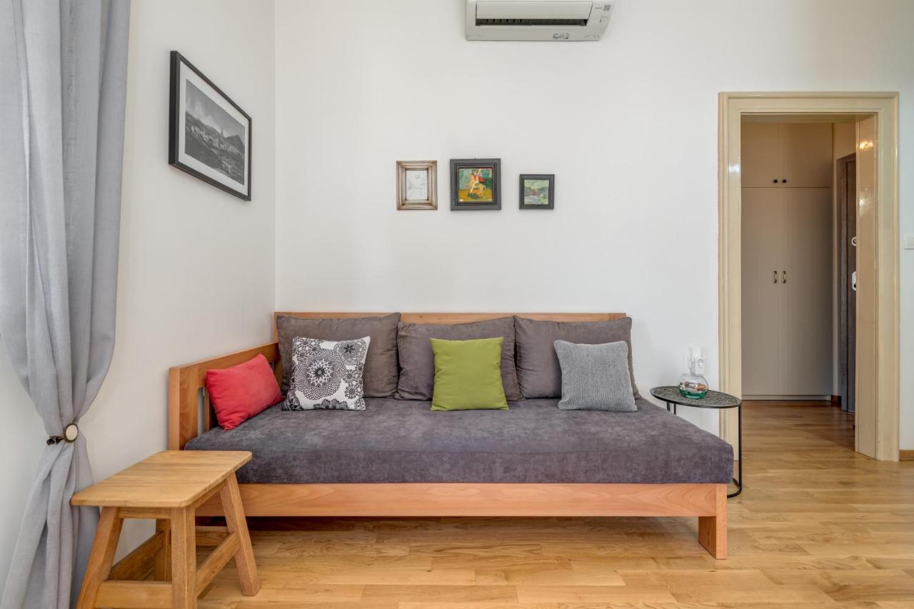 Apartment Dinka With Terrace สปลิท ภายนอก รูปภาพ