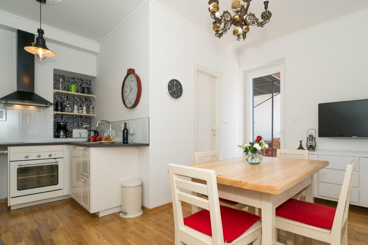 Apartment Dinka With Terrace สปลิท ภายนอก รูปภาพ