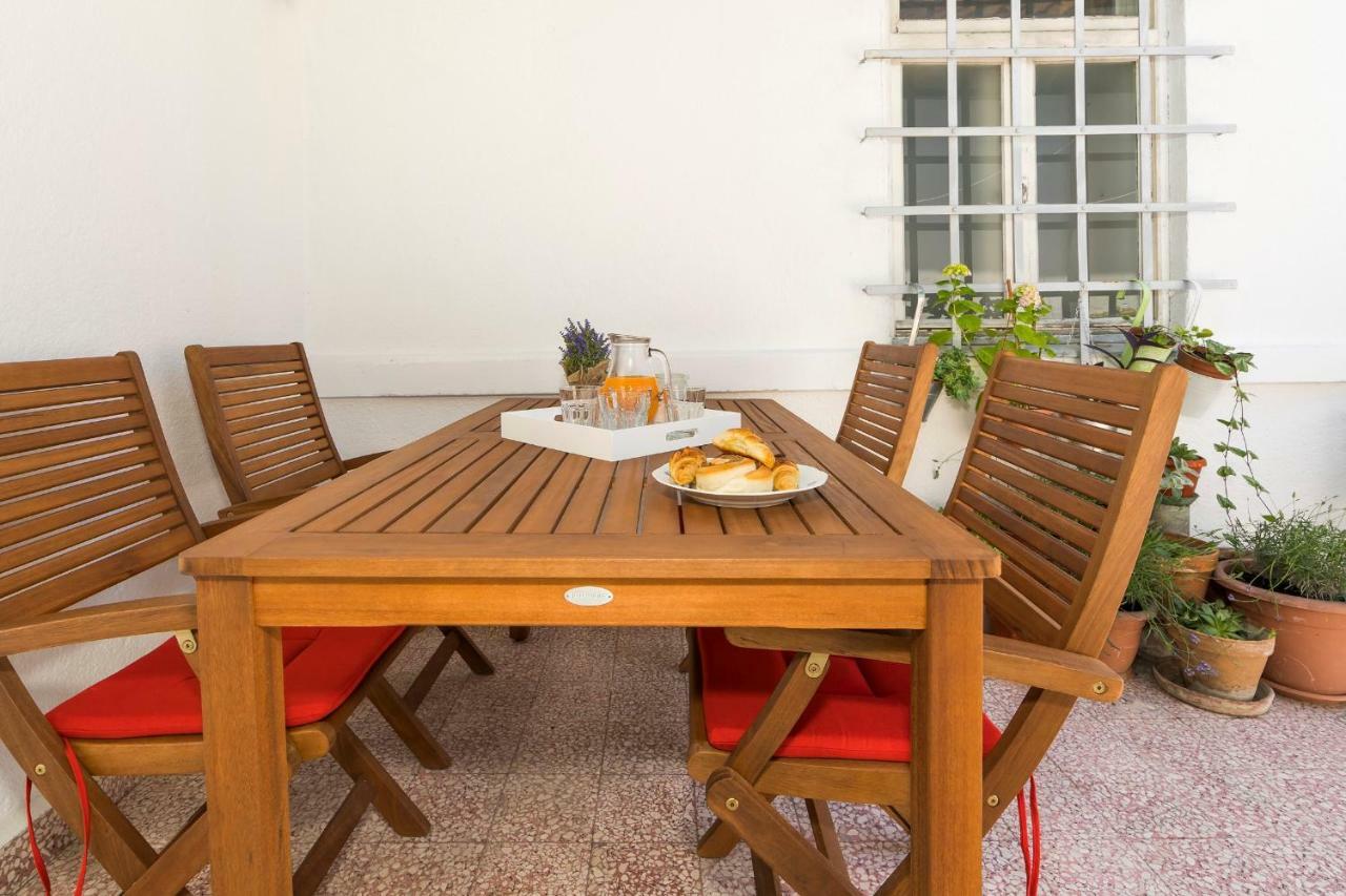 Apartment Dinka With Terrace สปลิท ภายนอก รูปภาพ